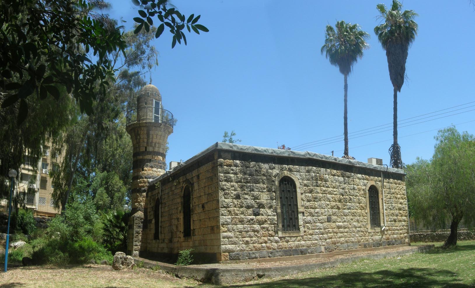 המסגד של אל-ח'אלצה, כיום המוזיאון לתולדות קריית שמונה. שוכן בפארק הזהב